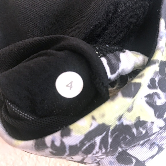 Lululemon Free To Be Bra/Crosscourt Petal Black - Picture 7 of 7